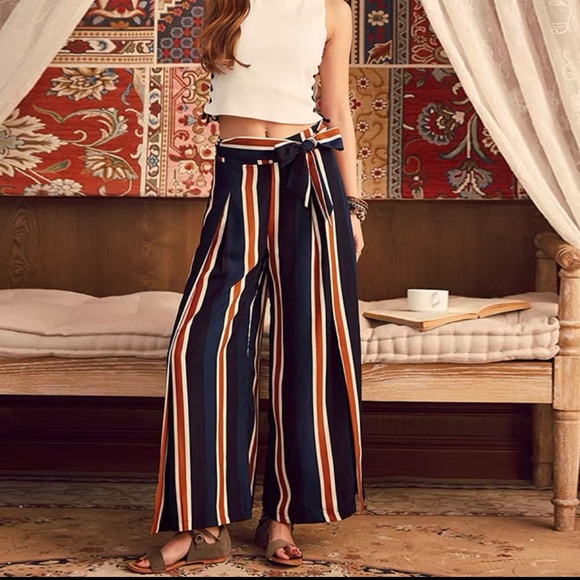 Stripped wide leg pants with belt - Picture 3 of 16